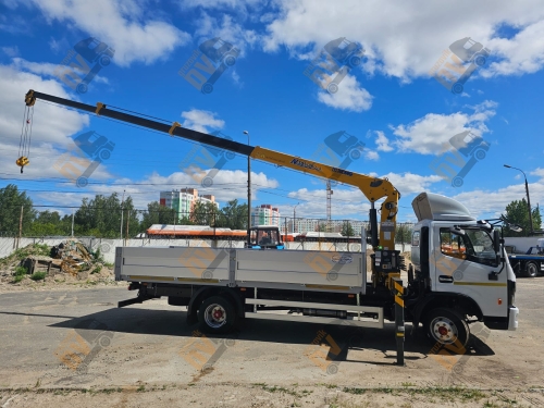 Бортовой с КМУ DongFeng C80L