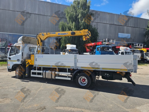 Бортовой с КМУ DongFeng C80L