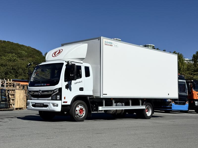 DongFeng C120N с изотермическим фургоном