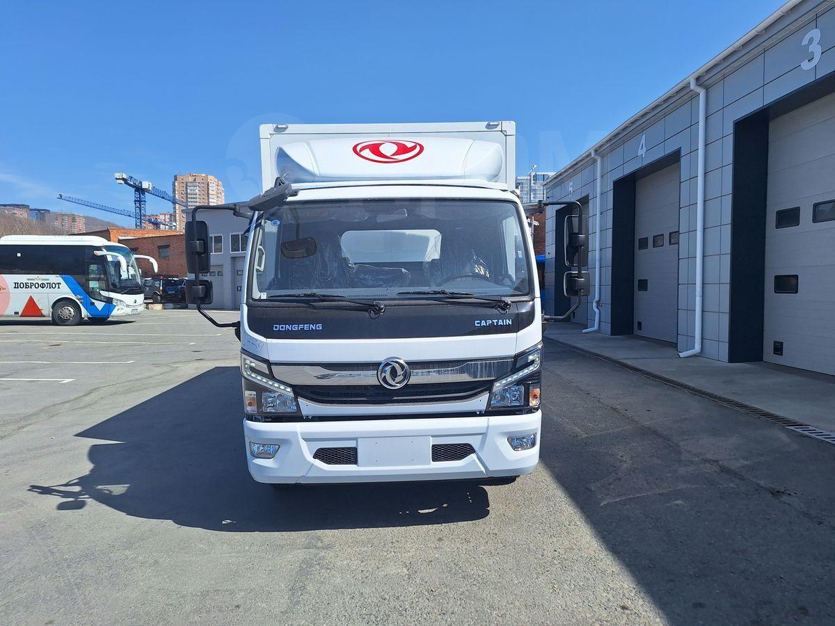 DongFeng C80L фургон-бабочка: передача техники (г. Хабаровск)