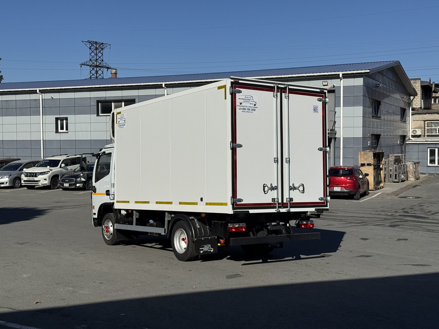 DongFeng Z55L с изотермическим фургоном с полной массой 5.5 т