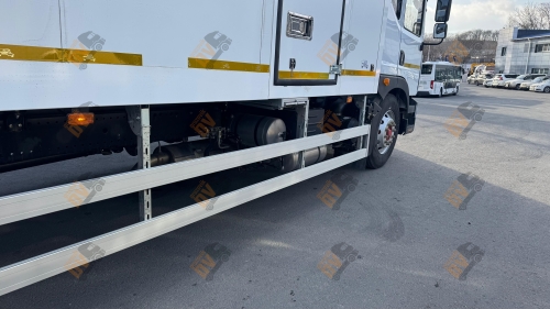 Изотермический фургон DongFeng C180LA