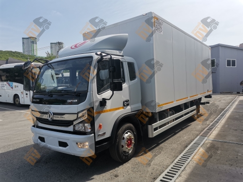 Изотермический фургон DongFeng C120L с аппарелью
