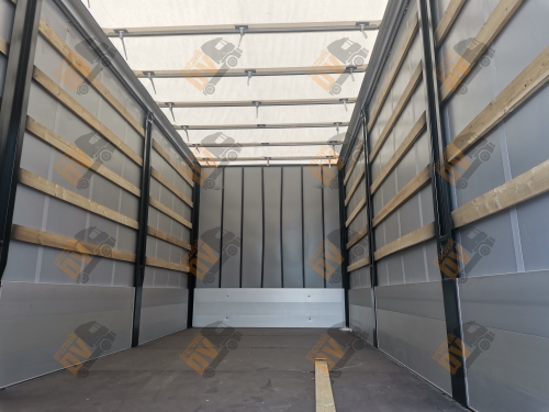 Шторный грузовик DongFeng C120L