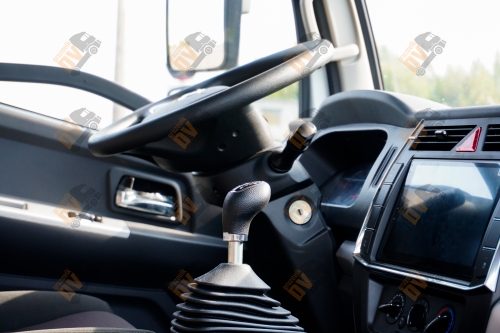Бортовой грузовик DongFeng Z55 Категория B