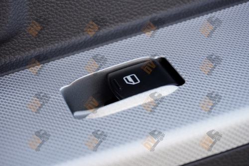 Бортовой грузовик DongFeng Z55 Категория B