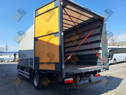 Тентованный грузовик DongFeng C120N