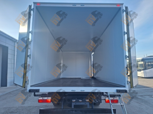 Промтоварный фургон DongFeng C120N