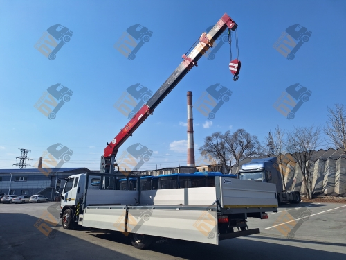 Бортовой с КМУ DongFeng C120L