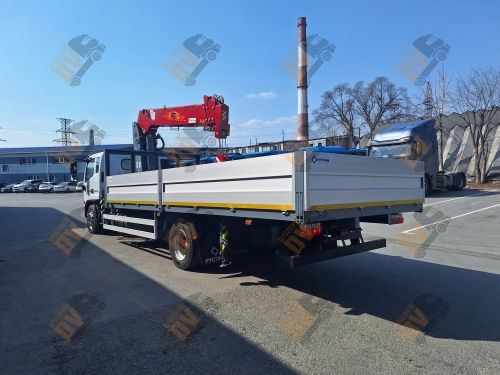 Бортовой с КМУ DongFeng C120L
